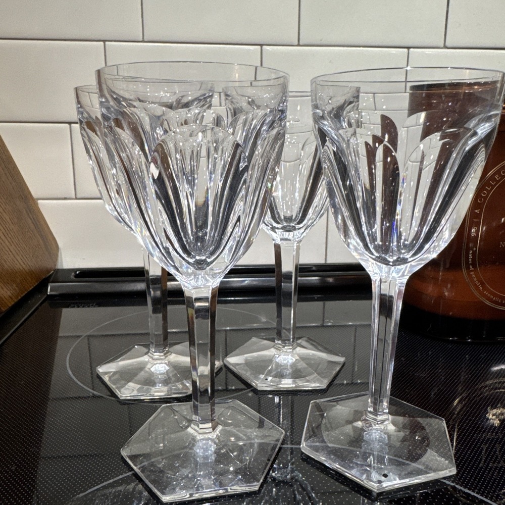 4 Baccarat Compiegne glasses. Excellent condition. Rare!